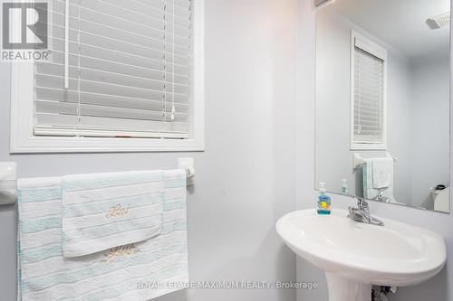 43 Brahm Court, Vaughan, ON - Indoor Photo Showing Bathroom