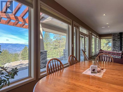 100 Maguire Place, Osoyoos, BC - Indoor Photo Showing Dining Room