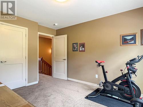 100 Maguire Place, Osoyoos, BC - Indoor Photo Showing Gym Room
