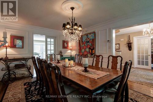 1840 Pine Siskin Court, Mississauga, ON - Indoor Photo Showing Dining Room