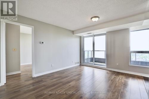1401 - 70 High Park Avenue, Toronto, ON - Indoor Photo Showing Other Room