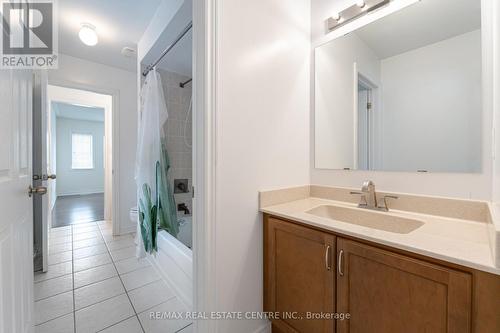 5358 Mallory Road, Mississauga, ON - Indoor Photo Showing Bathroom