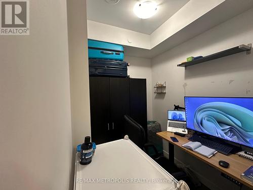 1504 - 8 Eglinton Avenue E, Toronto, ON - Indoor Photo Showing Other Room