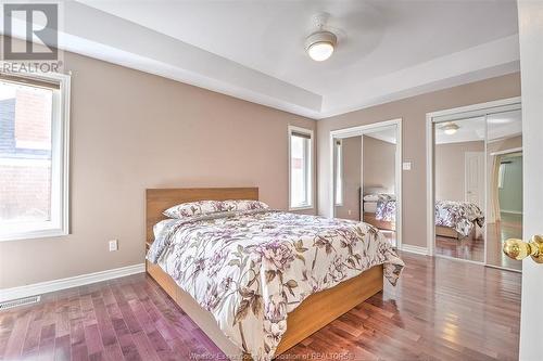 3566 Whiteside Drive, Windsor, ON - Indoor Photo Showing Bedroom