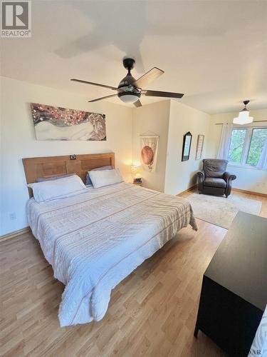 709 Foster St, Temiskaming Shores, ON - Indoor Photo Showing Bedroom