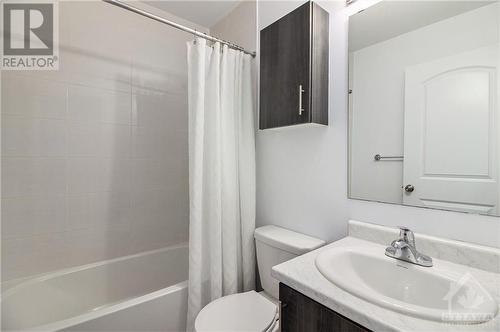 Full bathroom on 3rd level. - 546 Recolte Private, Ottawa, ON 