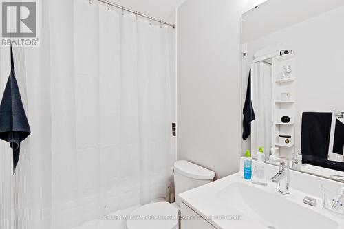 1823 - 165 Legion Road N, Toronto, ON - Indoor Photo Showing Bathroom