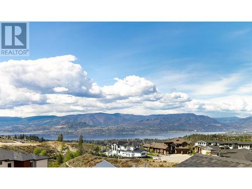 1717 Fawn Run Drive, Kelowna, BC - Outdoor With View