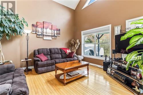 1117 Route 114, Lower Coverdale, NB - Indoor Photo Showing Living Room