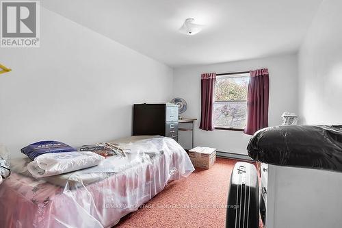 14482 Eight Mile Road, Middlesex Centre, ON - Indoor Photo Showing Bedroom