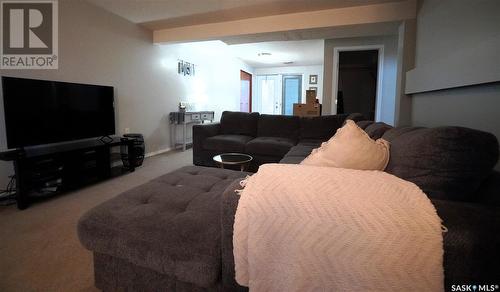 1645 3Rd Street, Estevan, SK - Indoor Photo Showing Living Room