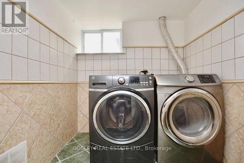 11 69Th Street N, Wasaga Beach, ON - Indoor Photo Showing Laundry Room