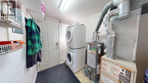 8807 77 Street, Fort St. John, BC - Indoor Photo Showing Laundry Room