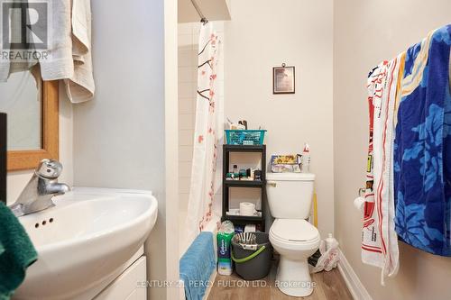 193 Balmoral Avenue N, Hamilton, ON - Indoor Photo Showing Bathroom