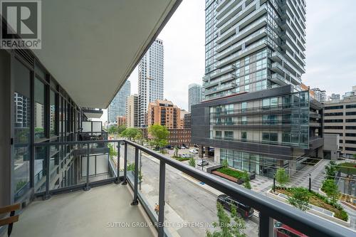 401 - 30 Roehampton Avenue, Toronto, ON - Outdoor With Balcony