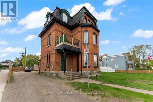 48 Renfrew Street, Pembroke, ON - Outdoor With Facade