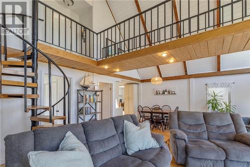 11 Baybreeze Lane, Grand-Barachois, NB - Indoor Photo Showing Living Room