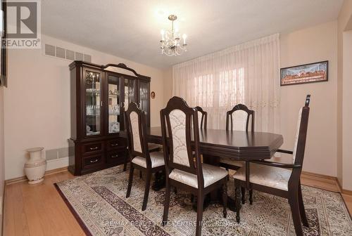 930 Wetherby Lane, Mississauga, ON - Indoor Photo Showing Dining Room