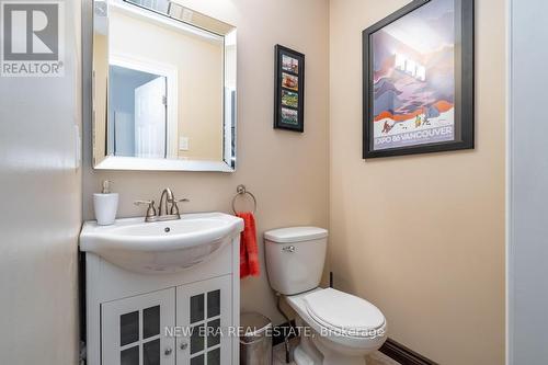 6304 Martel Court, Mississauga, ON - Indoor Photo Showing Bathroom