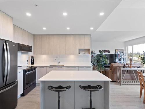 509-940 Reunion Ave, Langford, BC - Indoor Photo Showing Kitchen With Upgraded Kitchen