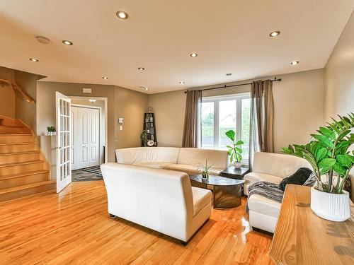 Salon - 65 Rue De La Picardie, Blainville, QC - Indoor Photo Showing Living Room