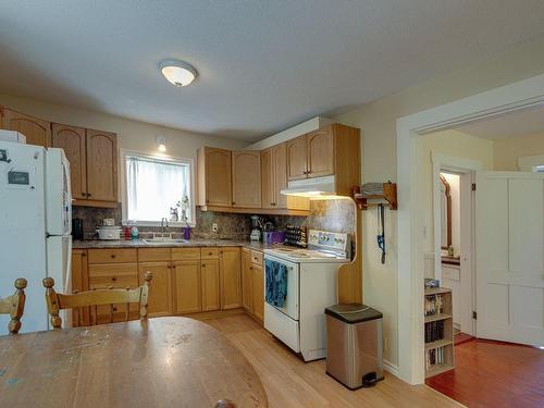 Kitchen - 367 Rue Dufferin, Stanstead - Ville, QC - Indoor Photo Showing Kitchen