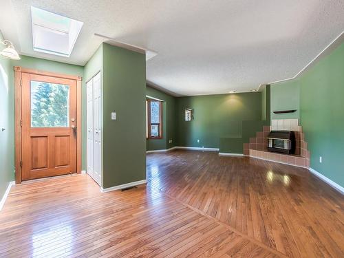 870 Eagleson Cres, Lillooet, BC - Indoor Photo Showing Other Room