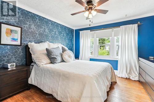 217 Rothsay Avenue, Hamilton, ON - Indoor Photo Showing Bedroom