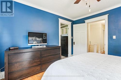 217 Rothsay Avenue, Hamilton, ON - Indoor Photo Showing Bedroom