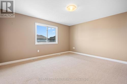 2 Sparkle Drive, Thorold, ON - Indoor Photo Showing Other Room