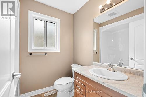 2 Sparkle Drive, Thorold, ON - Indoor Photo Showing Bathroom