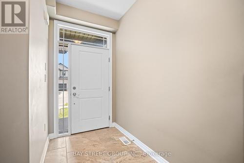 2 Sparkle Drive, Thorold, ON - Indoor Photo Showing Other Room