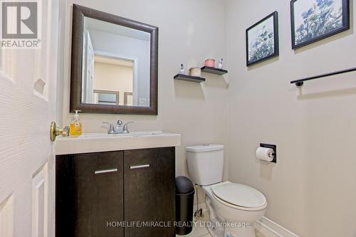 157 Cinrickbar Drive E, Toronto, ON - Indoor Photo Showing Bathroom