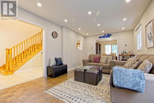 157 Cinrickbar Drive E, Toronto, ON - Indoor Photo Showing Living Room