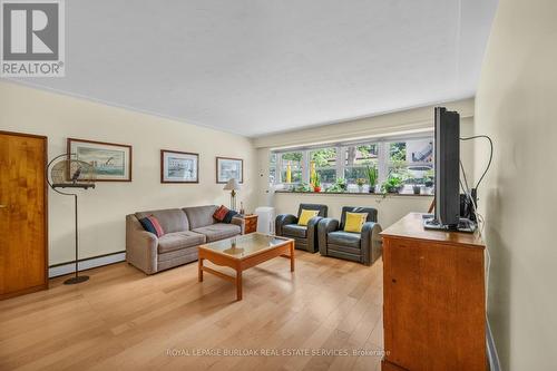 108 - 1377 Lakeshore Road, Burlington (Brant), ON - Indoor Photo Showing Living Room