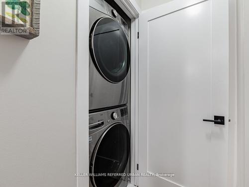 Th 62 - 113 The Queensway, Toronto, ON - Indoor Photo Showing Laundry Room