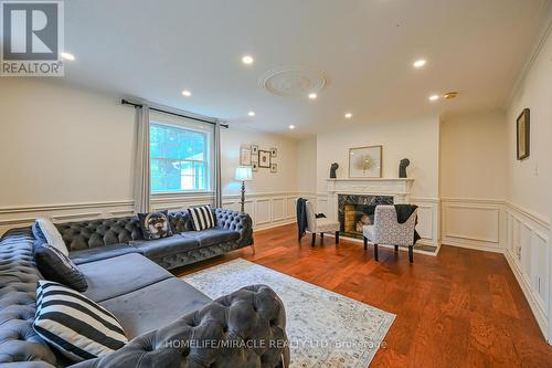 62 Gibson Lake Drive, Caledon (Palgrave), ON - Indoor Photo Showing Living Room With Fireplace