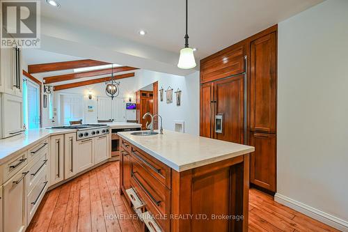 62 Gibson Lake Drive, Caledon (Palgrave), ON - Indoor Photo Showing Kitchen