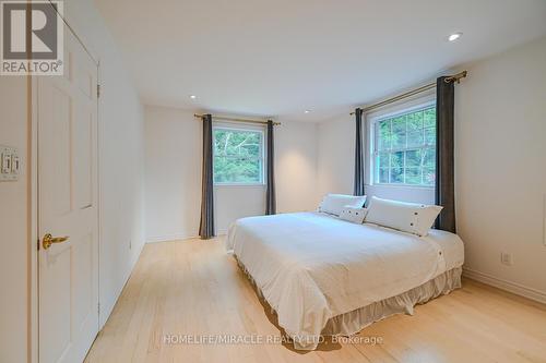 62 Gibson Lake Drive, Caledon (Palgrave), ON - Indoor Photo Showing Bedroom