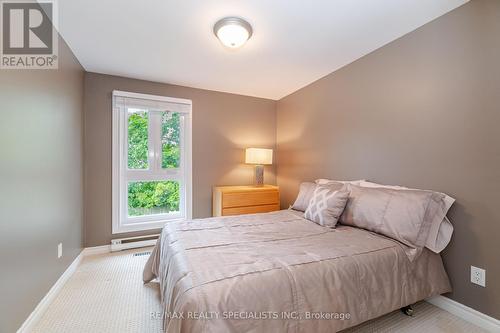 3078 Folkway Drive, Mississauga, ON - Indoor Photo Showing Bedroom