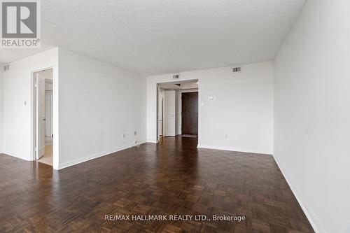 902 - 900 Yonge Street, Toronto, ON - Indoor Photo Showing Other Room