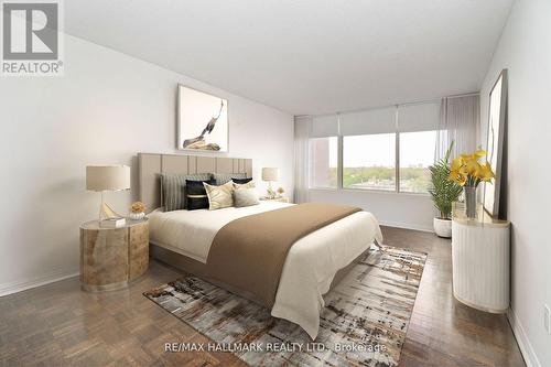 902 - 900 Yonge Street, Toronto, ON - Indoor Photo Showing Bedroom