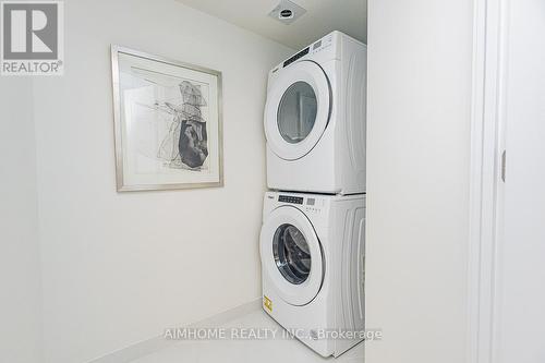 306 - 25 Adra Grado Way, Toronto C15, ON - Indoor Photo Showing Laundry Room