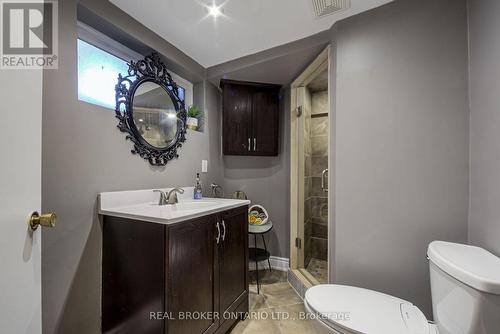 413 Roselawn Avenue, Toronto C04, ON - Indoor Photo Showing Bathroom