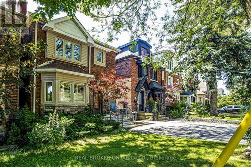 413 Roselawn Avenue, Toronto C04, ON - Outdoor