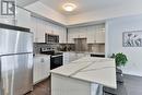 803 - 5279 Highway 7 Road, Vaughan (Vaughan Grove), ON  - Indoor Photo Showing Kitchen 