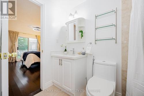 77 Jenny Wrenway, Toronto, ON - Indoor Photo Showing Bathroom