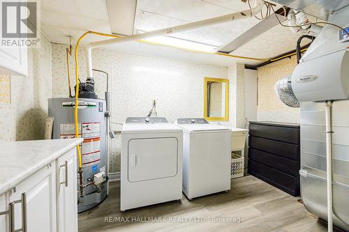 77 Jenny Wrenway, Toronto, ON - Indoor Photo Showing Laundry Room