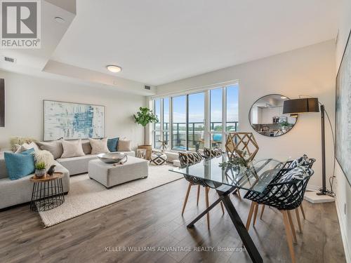 503 - 1630 Queen Street E, Toronto E02, ON - Indoor Photo Showing Living Room