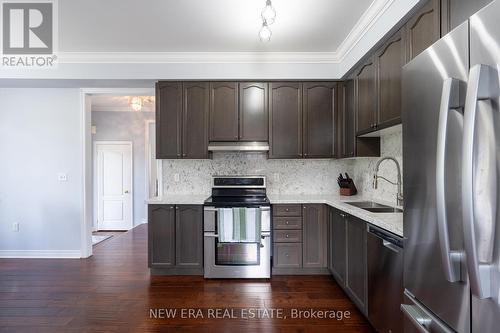 2494 Earl Gray Avenue, Pickering (Duffin Heights), ON - Indoor Photo Showing Kitchen